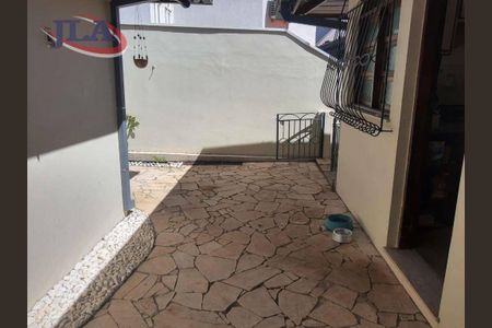 43_photo/94dce199e5.8d9d2e8c4e07ca84-ATLAS-c46e26ad-beed-436f-8131-5ec9b4263f20.jpg de casa para alugar com 4 quartos, 400m² em Santa Felicidade, Curitiba