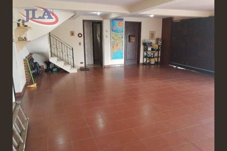 8_photo/94dce199e5.8d9d2e8c4e07ca84-ATLAS-cb91cdbe-b9ec-4c8e-a1fd-7c60e4d7ef4e.jpg de casa para alugar com 4 quartos, 400m² em Santa Felicidade, Curitiba