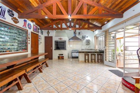4_photo/94dce19a07.49c40a4e0c1b1036-ATLAS-94c23ebd-a6d5-430d-bf47-f61fb10456bd.jpg de casa à venda com 4 quartos, 266m² em Santa Felicidade, Curitiba