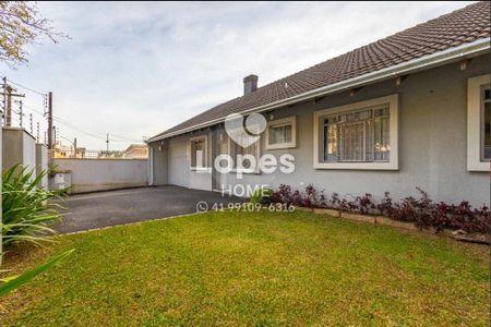 6_photo/94dce19a0f.3ee15f017ff1b7a8-ATLAS-a2a3bfe8-71d3-4f25-8d0b-41d06a6e1123.jpg de casa à venda com 4 quartos, 266m² em Santa Felicidade, Curitiba