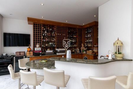 8_photo/94dce19a15.70d34e1d457a0501-ATLAS-29e60a8d-0b4c-4623-8d60-3d701e1ea041.jpg de casa à venda com 5 quartos, 622m² em Santa Felicidade, Curitiba