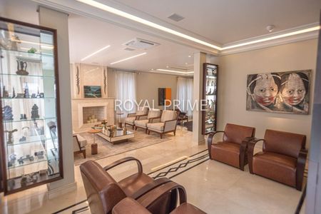 6_photo/94dce19a17.c46601f4331d0d89-ATLAS-aabb12da-62a5-4a78-97db-a8f9aa6b9bdd.jpg de casa à venda com 5 quartos, 640m² em Santa Felicidade, Curitiba