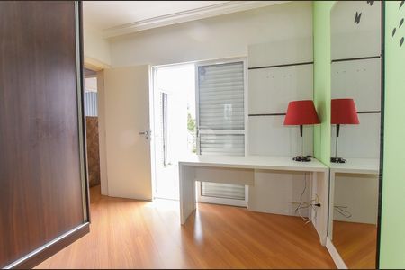 6_photo/94dce19a6d.85fa5d3654e4d217-ATLAS-11c330c6-bc0e-48bb-aba1-71a05958b46a.jpg de casa à venda com 3 quartos, 176m² em Santa Felicidade, Curitiba