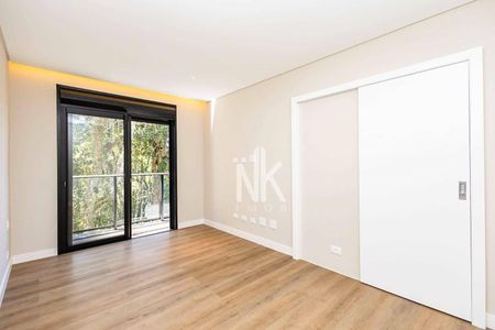 11_photo/94dce19a89.35706a21cc55f1ba-ATLAS-666cf592-a16a-4c59-9d90-e6df82f6bfe1.jpg de casa à venda com 3 quartos, 295m² em Santa Felicidade, Curitiba