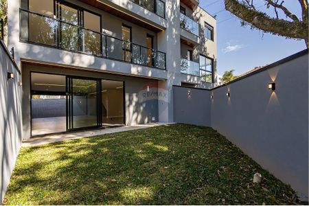 18_photo/94dce19a89.919ddce755a14674-ATLAS-a8029ffc-e31a-43a8-8fe5-7c94a705bff5.jpg de casa para alugar com 3 quartos, 295m² em Santa Felicidade, Curitiba