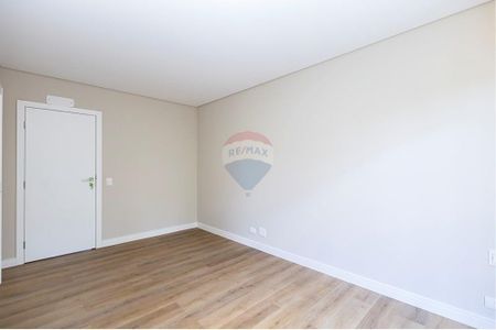 32_photo/94dce19a89.919ddce755a14674-ATLAS-b3c7f7c0-ca37-4929-b91d-915b00a06981.jpg de casa para alugar com 3 quartos, 295m² em Santa Felicidade, Curitiba