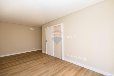 43_photo/94dce19a89.919ddce755a14674-ATLAS-dc644308-2e4e-4c4e-9245-aa3fad3aa379.jpg de casa para alugar com 3 quartos, 295m² em Santa Felicidade, Curitiba