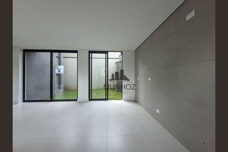 10_photo/94dce19aa1.d3fcdcdc69efca84-ATLAS-282396e2-0f7a-4bbd-8a16-0a836ec1ae7e.jpg de casa à venda com 3 quartos, 237m² em Santo Inácio, Curitiba