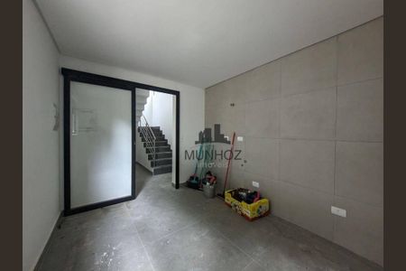 11_photo/94dce19aa1.d3fcdcdc69efca84-ATLAS-2b28b368-8113-4a83-87e4-981778868ca5.jpg de casa à venda com 3 quartos, 237m² em Santo Inácio, Curitiba