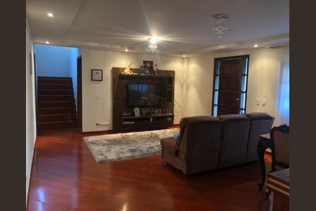 3_photo/94dce19b11.0fca3daec1aa15fd-ATLAS-a4cbef5f-e538-4c3a-a4bb-1308122e2e98.jpg de casa à venda com 4 quartos, 200m² em Santa Felicidade, Curitiba