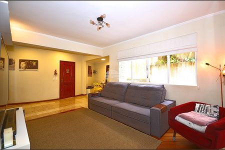 7_photo/94dce19b29.671b3960e7484b54-ATLAS-6df614bb-e78f-4926-8b78-7a6579aca73a.jpg de casa à venda com 3 quartos, 242m² em Santa Felicidade, Curitiba