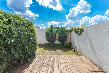 4_photo/94dce19b43.8f3f2a47dd94676f-ATLAS-073fb3af-bf61-4a4b-bc4f-ebc4d18b29b5.jpg de casa à venda com 3 quartos, 159m² em Santa Felicidade, Curitiba