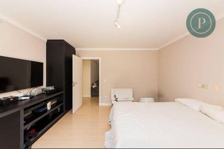 7_photo/94dce19b75.cbda608f13b4b9c7-ATLAS-7c5978b5-4cc8-41c2-8e58-c988092aa3a4.jpg de casa à venda com 4 quartos, 388m² em Santa Felicidade, Curitiba