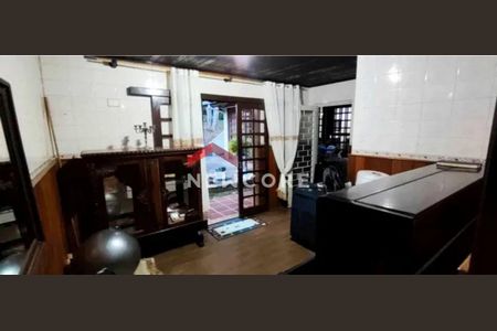 13_photo/94dce19b8d.24a317c22631bef5-ATLAS-ebdbb48f-364b-43a8-ae90-44ec70b60e35.jpg de casa à venda com 3 quartos, 170m² em Santa Felicidade, Curitiba