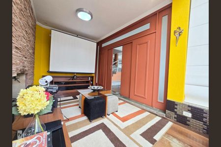 21_photo/94dce19c8f.3ee15f017ff1b7a8-ATLAS-035e1c6d-6da9-44af-af29-b8ccfbdeeba5.jpg de casa à venda com 4 quartos, 375m² em Santa Felicidade, Curitiba