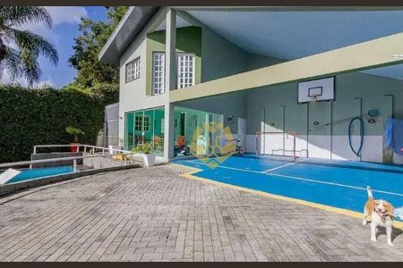 7_photo/94dce19c8f.3ee15f017ff1b7a8-ATLAS-ba892ace-b48d-469f-b43d-ebd80a52e119.jpg de casa à venda com 4 quartos, 379m² em Santa Felicidade, Curitiba