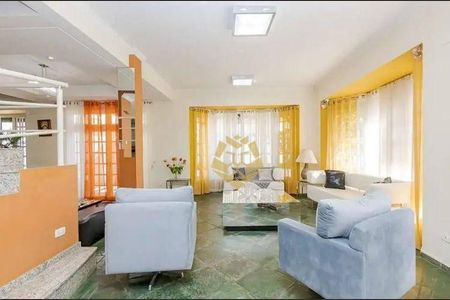 6_photo/94dce19c8f.3ee15f017ff1b7a8-ATLAS-c03e0cbc-fe01-4a96-8f30-1d4a5457416f.jpg de casa à venda com 4 quartos, 379m² em Santa Felicidade, Curitiba