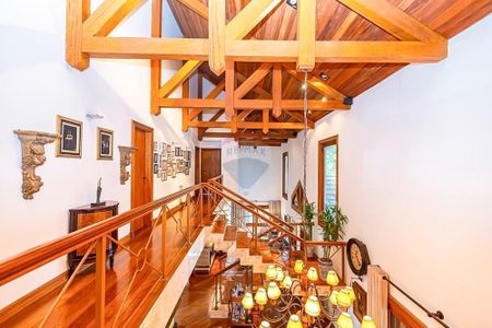 31_photo/94dce19c9d.adbb37f92a381176-ATLAS-6c1ddbef-b344-42a2-89da-60cb6a6579a0.jpg de casa à venda com 7 quartos, 737m² em Santa Felicidade, Curitiba