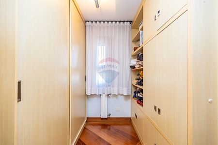 3_photo/94dce19ebb.dda3a78fb47de289-ATLAS-0e5399ef-d61a-4e17-9d7d-0183ef4fc7a0.jpg de casa à venda com 7 quartos, 737m² em Santa Felicidade, Curitiba