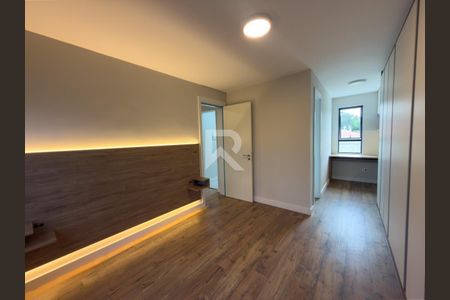 21_photo/94dce19f53.cb2cde3a2d242bef-ATLAS-53b4bce8-6d89-49c2-9de8-71de411f8756.jpg de casa à venda com 3 quartos, 126m² em Santa Felicidade, Curitiba