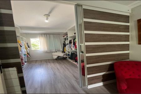 4_photo/94dce1a2e1.d630e1e25146dad6-ATLAS-c2c548cd-4d7f-4f55-9b01-0f51b1cd6897.jpg de casa à venda com 4 quartos, 247m² em Santa Felicidade, Curitiba