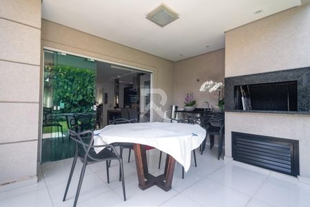 13_photo/94dce1a325.2ae55064aee85a35-ATLAS-6a3e3ddf-7497-4cc2-b42d-304cccca1c64.jpg de casa à venda com 3 quartos, 239m² em Santa Felicidade, Curitiba