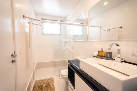 20_photo/94dce1a325.2ae55064aee85a35-ATLAS-dadb3b6f-d80b-4357-bce8-0e97f5305ffd.jpg de casa à venda com 3 quartos, 239m² em Santa Felicidade, Curitiba