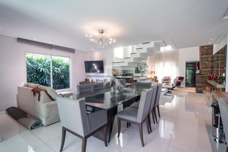 8_photo/94dce1a325.2ae55064aee85a35-ATLAS-e8c7094d-68eb-4f42-a791-143621fd1176.jpg de casa à venda com 3 quartos, 239m² em Santa Felicidade, Curitiba