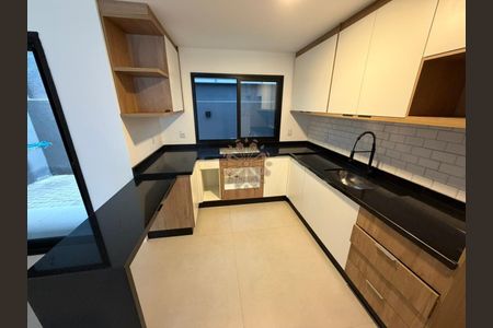 5_photo/94dce1a531.64ac2371dd04f17e-ATLAS-0ca68a22-5e45-41c8-8e3f-4f97d017e1e4.jpg de casa à venda com 3 quartos, 109m² em Santa Felicidade, Curitiba