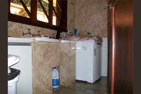 5_photo/94dce1a5d1.7066937cd636288e-ATLAS-985a6f71-e529-41fc-99e8-14a08ad2b681.jpg de casa à venda com 4 quartos, 652m² em Santa Felicidade, Curitiba