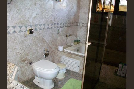 10_photo/94dce1a5d7.2f15d505e37c7ac5-ATLAS-820af80f-78de-4e23-9b8a-452b69ae50cb.jpg de casa à venda com 4 quartos, 652m² em Santa Felicidade, Curitiba