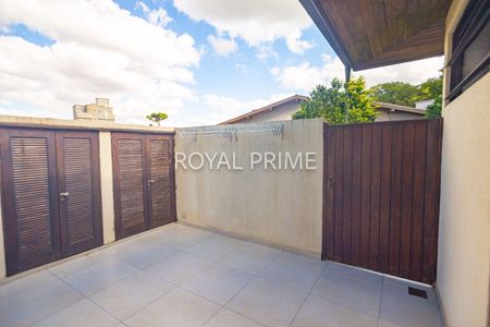 5_photo/94dce1a88f.09bcb0fbec64c551-ATLAS-20ddbbae-b888-4c38-b38d-dadd644abdb1.jpg de casa para alugar com 4 quartos, 215m² em Santa Felicidade, Curitiba