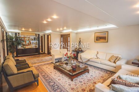 10_photo/94dce1a88f.09bcb0fbec64c551-ATLAS-529e0806-14d9-4bab-a907-eb32f49aed74.jpg de casa para alugar com 4 quartos, 215m² em Santa Felicidade, Curitiba