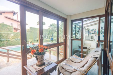 4_photo/94dce1a88f.09bcb0fbec64c551-ATLAS-703df5a4-73ee-4bf3-be73-eb5685d164cc.jpg de casa para alugar com 4 quartos, 215m² em Santa Felicidade, Curitiba