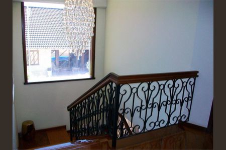 7_photo/94dce1a89b.8c50d63e4d766ae8-ATLAS-1f4c430d-b35b-462b-aebc-44bf9ea1d6fd.jpg de casa à venda com 4 quartos, 652m² em Santa Felicidade, Curitiba