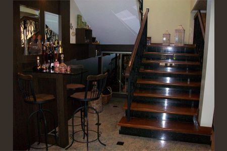 11_photo/94dce1a89b.8c50d63e4d766ae8-ATLAS-2db5ce76-4fc6-4972-ba6a-8be44ddbc90c.jpg de casa à venda com 4 quartos, 652m² em Santa Felicidade, Curitiba