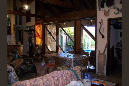 34_photo/94dce1a89b.8c50d63e4d766ae8-ATLAS-3657ff20-b8d4-4d62-9dc8-0ce036d40a4f.jpg de casa à venda com 4 quartos, 653m² em Santa Felicidade, Curitiba