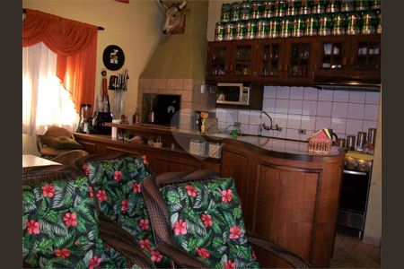 32_photo/94dce1a89b.8c50d63e4d766ae8-ATLAS-6bdb0d04-7bca-462c-bc96-5f36faaa9894.jpg de casa à venda com 4 quartos, 653m² em Santa Felicidade, Curitiba