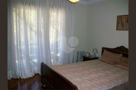 9_photo/94dce1a89b.8c50d63e4d766ae8-ATLAS-747a76c2-2802-40c3-a6b4-65d1d466c851.jpg de casa à venda com 4 quartos, 653m² em Santa Felicidade, Curitiba