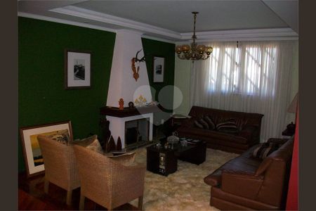 2_photo/94dce1a89b.8c50d63e4d766ae8-ATLAS-8245f970-7fd8-48b5-9ff9-10a65559e25e.jpg de casa à venda com 4 quartos, 653m² em Santa Felicidade, Curitiba