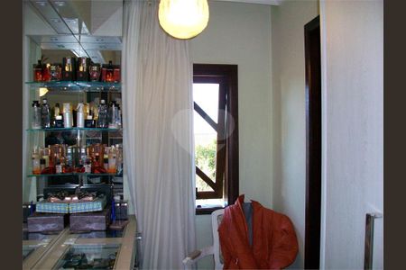 2_photo/94dce1a89b.8c50d63e4d766ae8-ATLAS-e7b8dc52-db4c-4a5d-9283-280bc8bac37b.jpg de casa à venda com 4 quartos, 653m² em Santa Felicidade, Curitiba