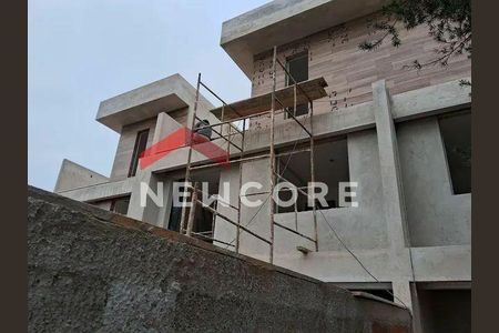 2_photo/94dce1a8d5.646fae3a1fa4a2d8-ATLAS-8d8d7887-66b5-42e0-86bc-ee11e4b4ca26.jpg de casa à venda com 3 quartos, 187m² em Santa Felicidade, Curitiba