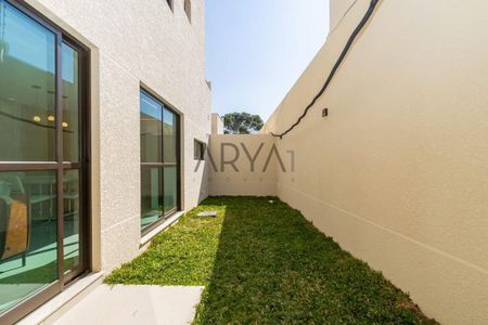 7_photo/94dce1a8d7.07f9da507ffff848-ATLAS-52e8b892-a36b-40cc-b06d-d318e64516a6.jpg de casa à venda com 3 quartos, 181m² em Santa Felicidade, Curitiba