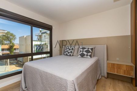 10_photo/94dce1a8d7.07f9da507ffff848-ATLAS-e03e270e-ae69-498d-b8ab-7efb95ea3afa.jpg de casa à venda com 3 quartos, 181m² em Santa Felicidade, Curitiba