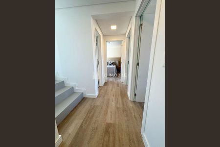 13_photo/94dce1a8d7.3aed5bbd04158097-ATLAS-634bd44e-259a-4b7a-902b-c06f3deaa540.jpg de casa à venda com 3 quartos, 129m² em Santa Felicidade, Curitiba