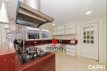 28_photo/94dce1ae05.6c6579b50c0143d1-ATLAS-34561c16-793c-4e8d-95a2-b0c722fd028e.jpg de casa de condomínio à venda com 5 quartos, 275m² em Santa Felicidade, Curitiba