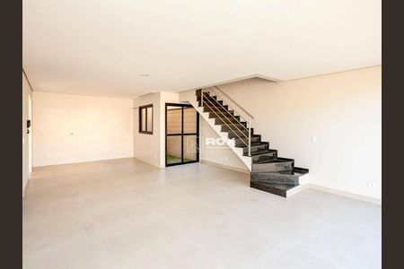 4_photo/94dce1b2d3.798227a23a796e32-ATLAS-1f4b3e82-d2ff-4db0-a158-cf375fe83319.jpg de casa para alugar com 3 quartos, 120m² em Santa Felicidade, Curitiba