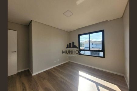 7_photo/94dce1b2d3.e79e7b52cacb0d90-ATLAS-0cb8bcc3-62a8-4f1a-aad9-2218c690315b.jpg de casa à venda com 3 quartos, 125m² em Santa Felicidade, Curitiba