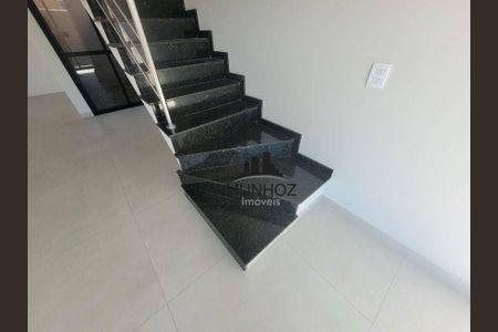 12_photo/94dce1b2d3.e79e7b52cacb0d90-ATLAS-2c1a24d3-8ace-40ec-a513-4fbbabf1209e.jpg de casa à venda com 3 quartos, 125m² em Santa Felicidade, Curitiba