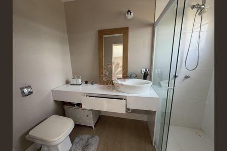 13_photo/94dce1b2dd.a15f321e408d66f6-ATLAS-d7acb768-67c4-4db4-8255-320d81a89bba.jpg de casa para alugar com 3 quartos, 300m² em Santa Felicidade, Curitiba